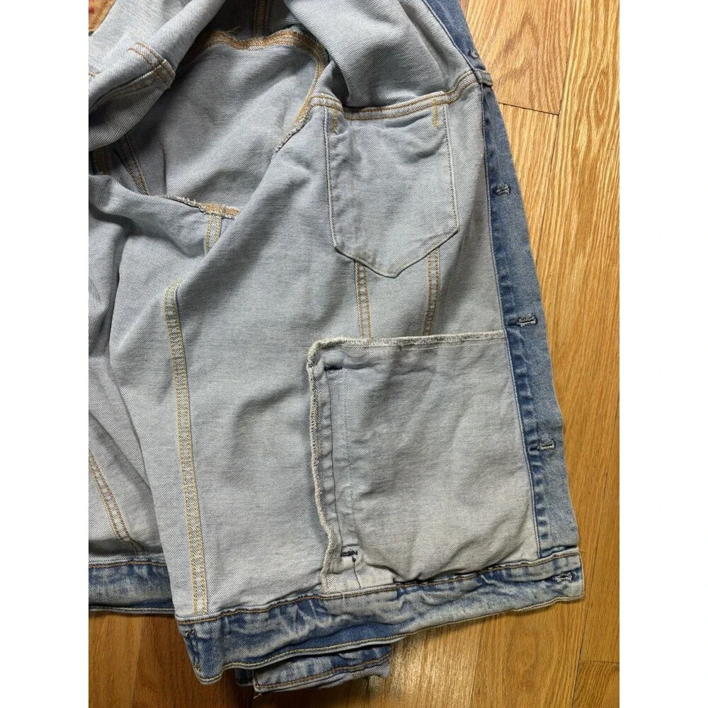 Levi Strauss Denim Trucker Jacket Men’s Western Sz XL Light Wash Faded Jean